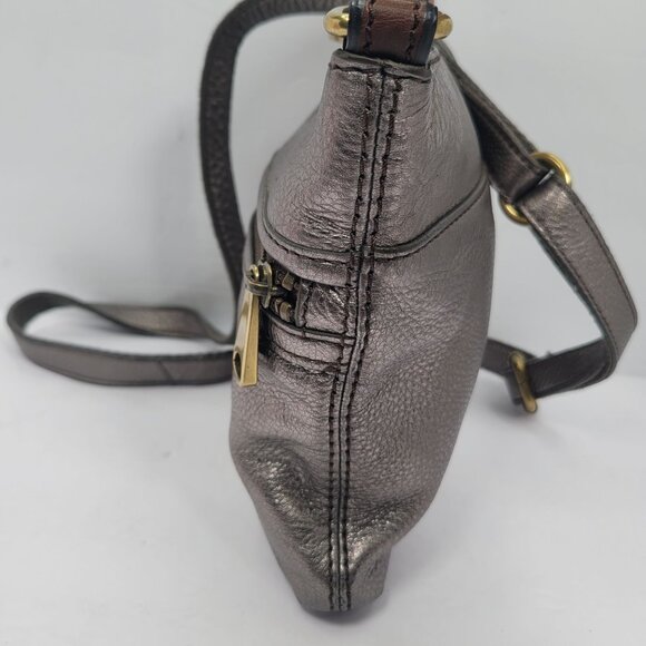 FOSSIL Women's Metallic Pewter Pebbled Leather Crossbody Bag - Picture 3 of 9